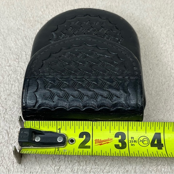 Safariland Leather Handcuff/Radio Belt Holder/Case-Black-Law Enforcement-Police - Picture 6 of 8